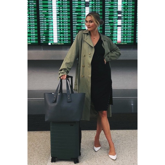 Frame Les Second Medium White Leather Tote - Picture 10 of 14